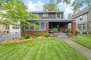 70 N Cassingham Rd, Columbus, OH 43209 - Photo 1