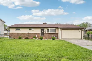 319 Pasadena Ave, Columbus, OH 43228 - Photo 1