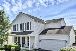 545 Thistleview Dr, Lewis Center, OH 43035 - Photo 1