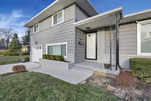 280 Woodsview Dr, Canal Winchester, OH 43110 - Photo 1