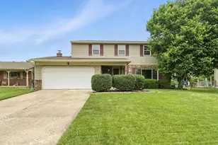 2036 Queensbridge Dr, Columbus, OH 43235 - Photo 1