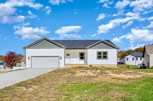 32366 Lilac Ln, Logan, OH 43138 - Photo 1
