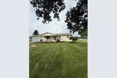 150 Lake Road NE, Lancaster, OH 43130 - Photo 1