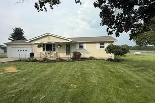 150 Lake Rd NE, Lancaster, OH 43130 - Photo 1