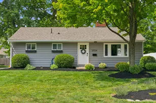 2554 Nottingham Rd, Upper Arlington, OH 43221 - Photo 1