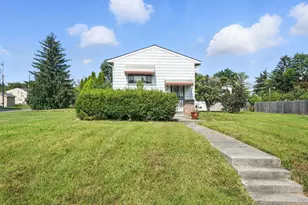 617 Athens St, Columbus, OH 43204 - Photo 1