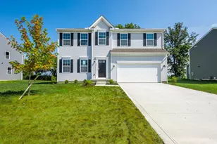 35 Hemingway Ave, Ashville, OH 43103 - Photo 1