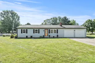 94 Fox Chase Dr, Newark, OH 43055 - Photo 1