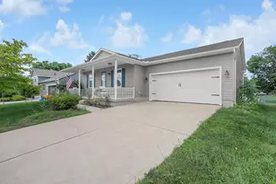 610 Carriage Dr, Plain City, OH 43064 - Photo 1