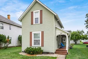 317 S Walnut St, Marysville, OH 43040 - Photo 1