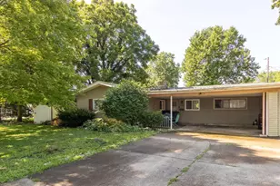 1370 Lynn Dr, Lancaster, OH 43130 - Photo 1