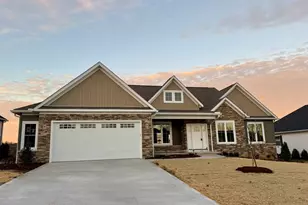 207 Breton Dr, Lexington, OH 44904 - Photo 1