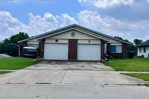 2711-2713 Charles Dr, Grove City, OH 43123 - Photo 1