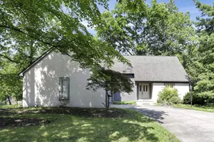 591 Brightstone Dr, Reynoldsburg, OH 43068 - Photo 1