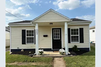 982 Oak Grove Avenue, Marion, OH 43302 - Photo 1