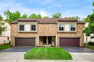 395 Fenway Rd, Columbus, OH 43214 - Photo 1