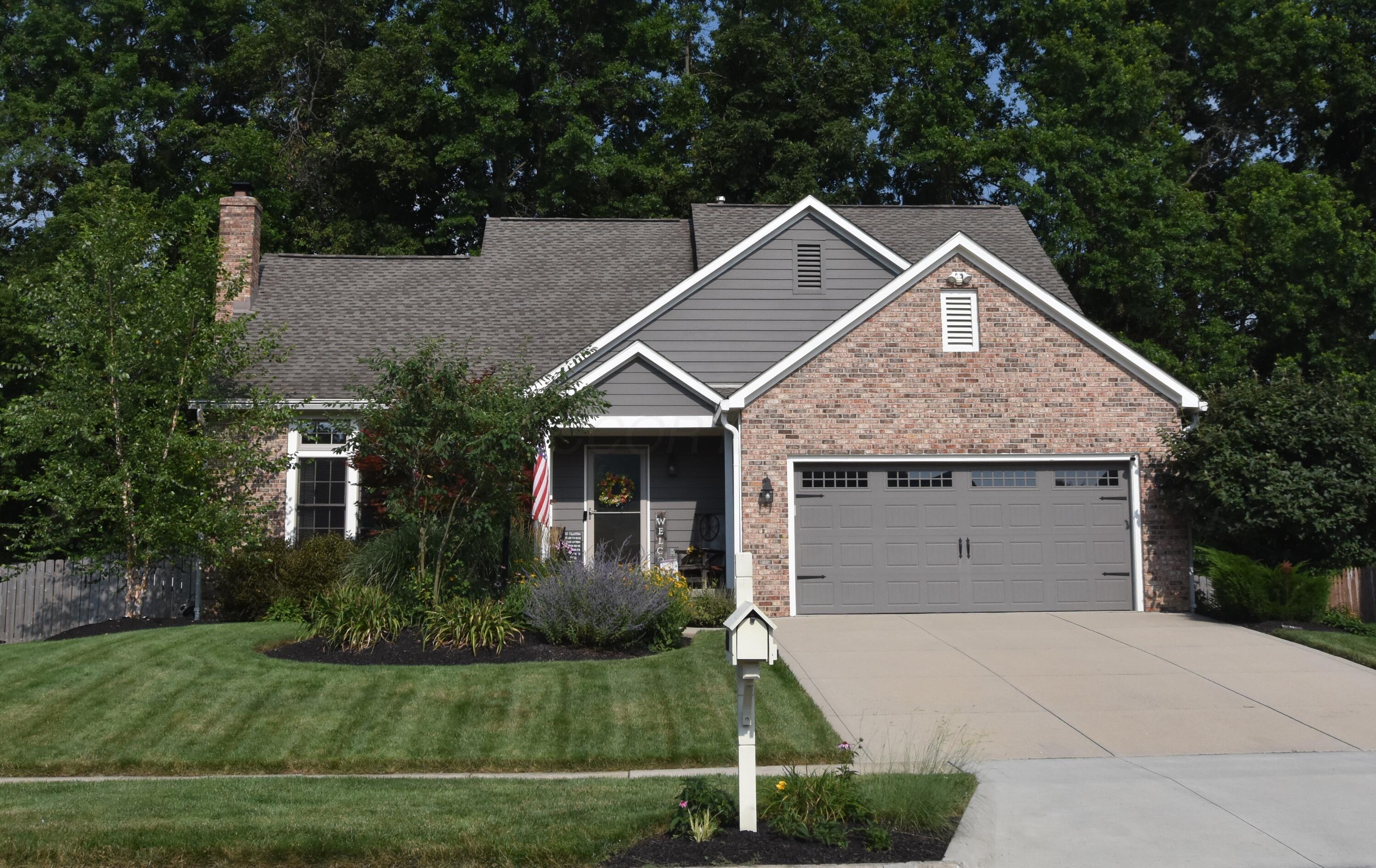 6749 Springview Dr, Westerville, OH 43082 - MLS 225026626 - Coldwell Banker