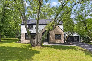 676 Highland Dr, Columbus, OH 43214 - Photo 1