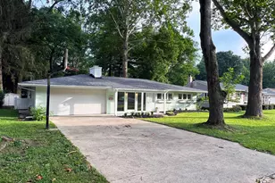 1304 E Allen St, Lancaster, OH 43130 - Photo 1