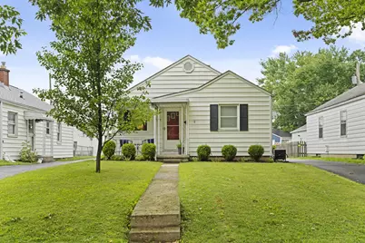 588 E Jeffrey Place, Columbus, OH 43214 - Photo 1