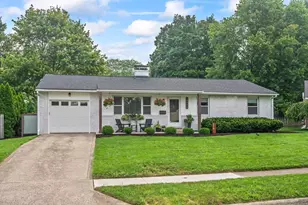 518 E Clearview Ave, Worthington, OH 43085 - Photo 1