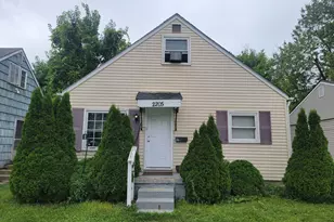 2205 Lexington Ave, Columbus, OH 43211 - Photo 1