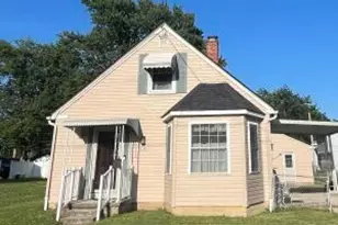 216 Johnson St, Marion, OH 43302 - Photo 1