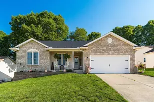 524 Wildflower Dr, Newark, OH 43055 - Photo 1