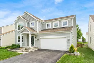 776 Bent Oak Dr, Blacklick, OH 43004 - Photo 1