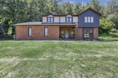 1475 Londondale Parkway, Newark, OH 43055 - Photo 1