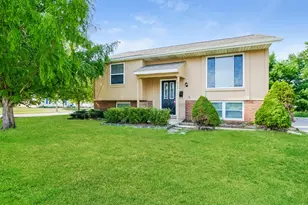 226 Penick Ave, Delaware, OH 43015 - Photo 1