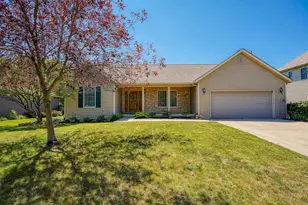 1453 Hickory Gate Dr, Marysville, OH 43040 - Photo 1