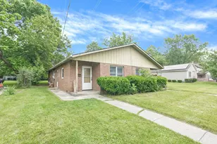 66-64 Eaton St, Delaware, OH 43015 - Photo 1