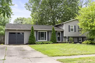 1301 Yellowwood Dr, Columbus, OH 43229 - Photo 1