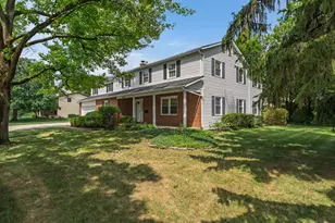 4260 Reedbury Ln, Columbus, OH 43220 - Photo 1