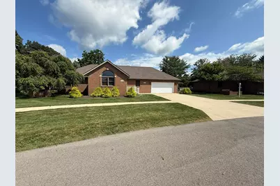 1043 Edinburgh, London, OH 43140 - Photo 1