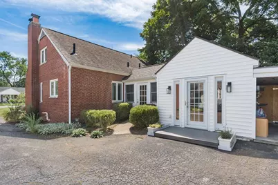 278 E Dominion Boulevard, Columbus, OH 43214 - Photo 1