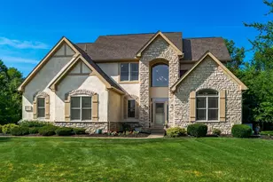 1555 Eagle Glen Dr, Blacklick, OH 43004 - Photo 1