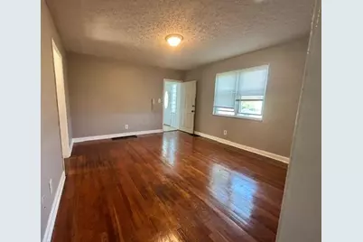 233 N James Road #B, Columbus, OH 43213 - Photo 1