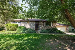 391 Lynwood Ln, Lancaster, OH 43130 - Photo 1