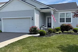 2304 Boston Mills Dr, Grove City, OH 43123 - Photo 1