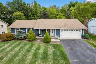 892 Hickory Dr, Marysville, OH 43040 - Photo 1