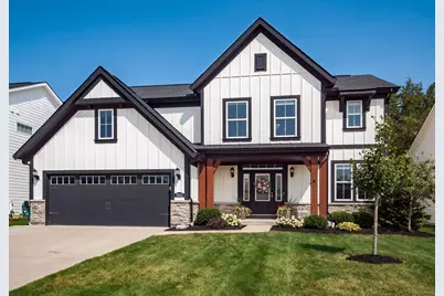 7062 Scarlet Oak Drive, Hilliard, OH 43026 - Photo 1