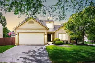 873 Lynnhaven Ct, Columbus, OH 43228 - Photo 1