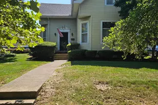 119 N Oak St, London, OH 43140 - Photo 1