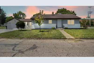 1663 Oakland Park Avenue, Columbus, OH 43224 - Photo 1