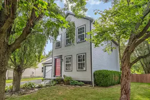 562 Durham Ln, Delaware, OH 43015 - Photo 1