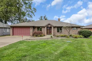 951 Lakeshore Dr W, Hebron, OH 43025 - Photo 1