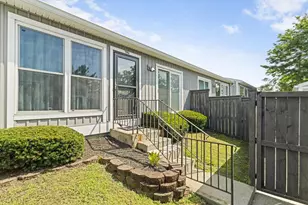 786 Timberway Dr, Columbus, OH 43085 - Photo 1