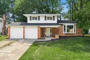 457 Briarwood Dr, Columbus, OH 43213 - Photo 1